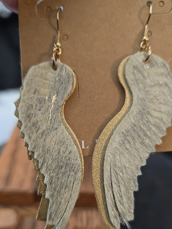 Wing Drop Earrings in Gold and Natural - Felt Material. Plunder Brand - Picture 3 of 3